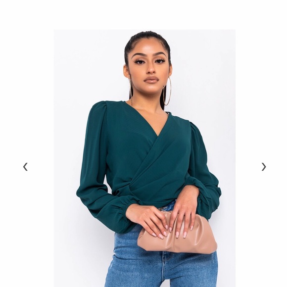 Emerald green blouse - Picture 3 of 3